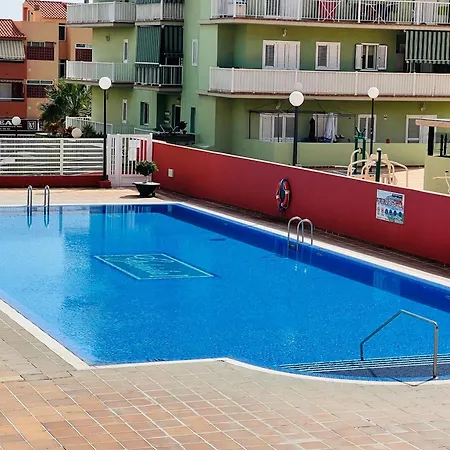 Terraza Del Sol Con Piscina En Candelaria