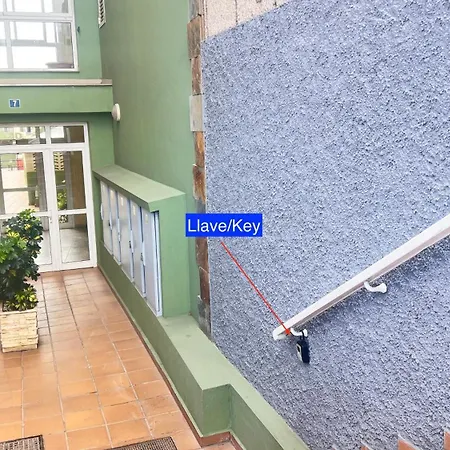 Terraza Del Sol Con Piscina En Apartament *